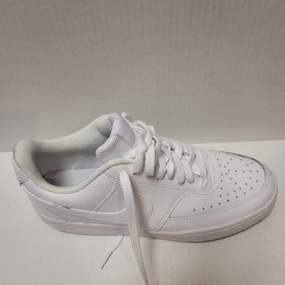 Nike Womens Vision Sneakers Size 9.5 White - Picture 1 of 5
